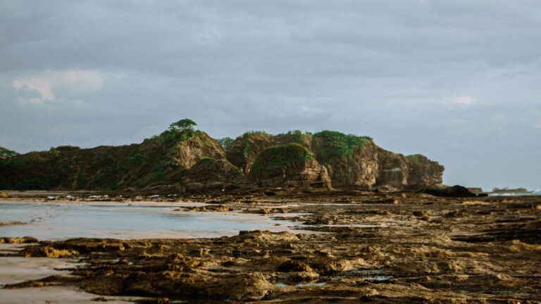 Playa Pelada, Nosara Costa Rica beach and mountains